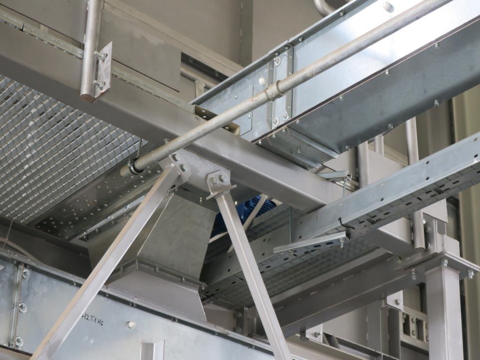 Machines from the biofuel production plant<br>
-6